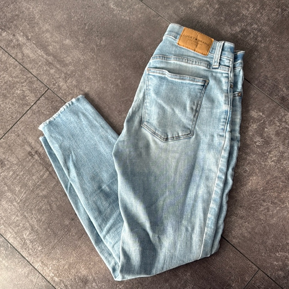 High-rise skinny jeans lucky brand